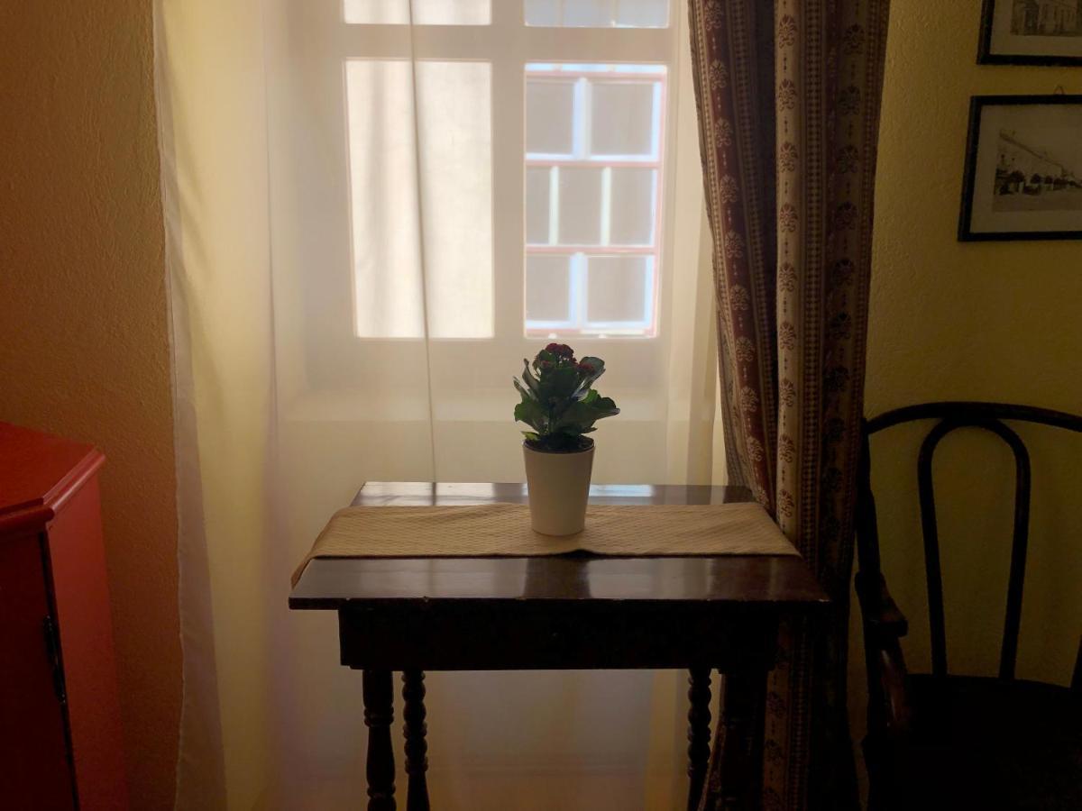 Voeroes Guest House Tîrgu Secuiesc Dış mekan fotoğraf